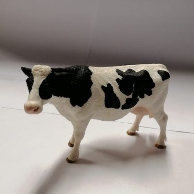 Schleich Kuh Schwarzbunt 13797 ohne Etikett!