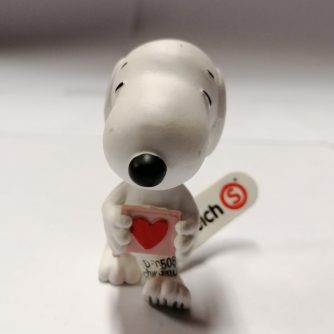 Schleich Snoopy mit Herz 22067