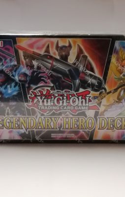 Yu-Gi-Oh! Legendary Hero Decks vorne