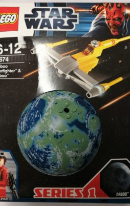 Lego Star Wars Naboo Starfighter & Naboo 9674 vorne