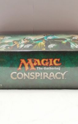 Magic: The Gathering Conspiracy: Display vorne