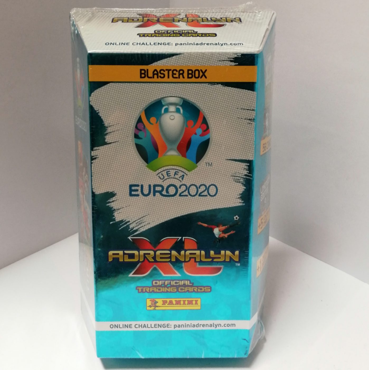 Adrenalyn XL UEFA EURO 2020 Blaster Box vorne