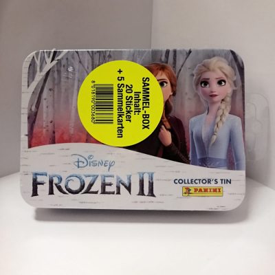 Frozen 2 Sticker + Sammelkarten Mini Tin "Elsa & Anna im Querformat" vorne