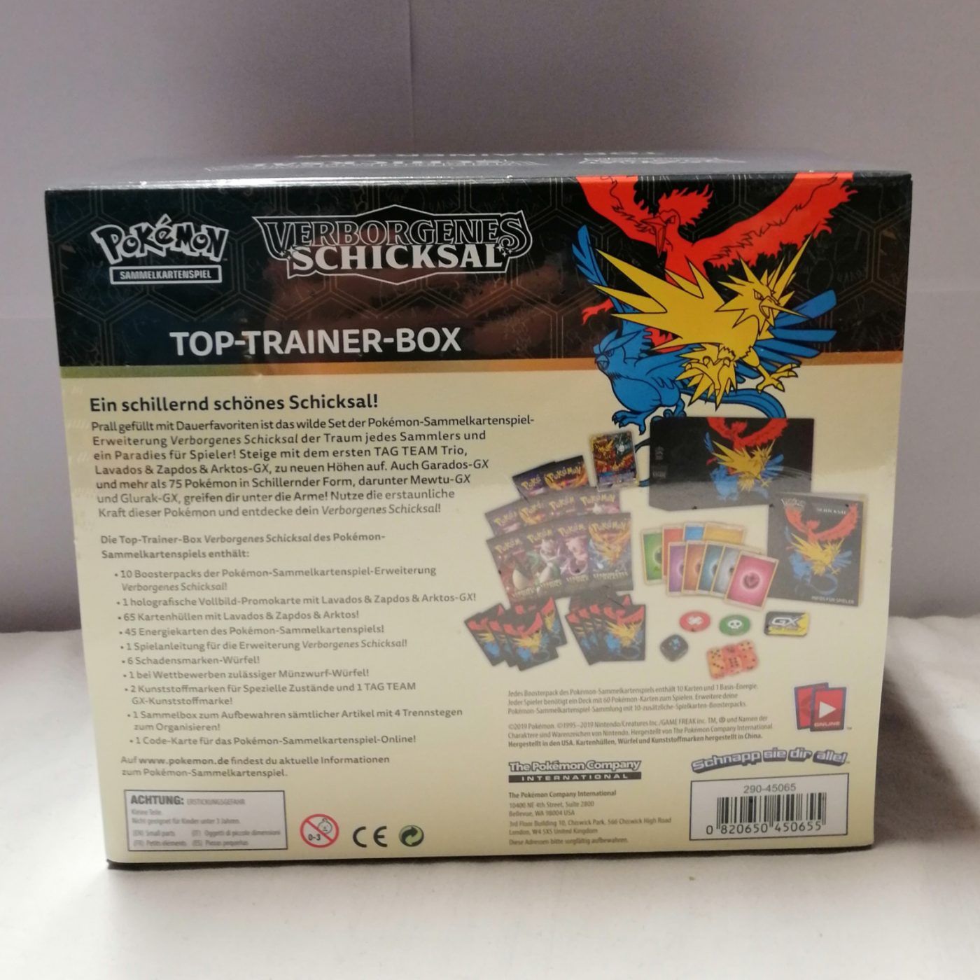 Pokémon Top-Trainer-Box: Verborgenes Schicksal hinten