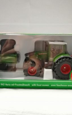 Siku Fendt 942 Vario mit Frontmäher 2000 vorne