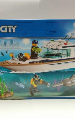 Lego City 60221 Tauchyacht vorne