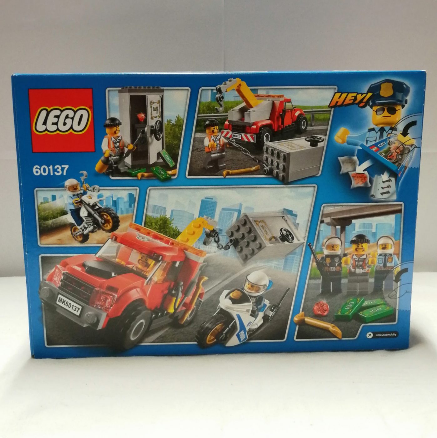 Lego City 60137 Abschleppwagen auf Abwegen hinten