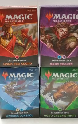 Magic: The Gathering Challenger Decks 2021: Complete Set vorne