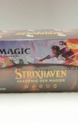 Magic: The Gathering Strixhaven: Akademie der Magier Set Display vorne