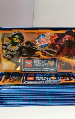 Lego Nexo Knights TCG Booster 15er Pack vorne