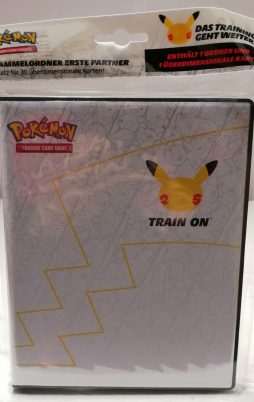 Pokémon Sammelordner Erste Partner + Große Pikachu Karte vorne